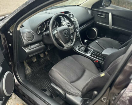 Черный Мазда 6, объемом двигателя 1.8 л и пробегом 238 тыс. км за 6800 $, фото 10 на Automoto.ua