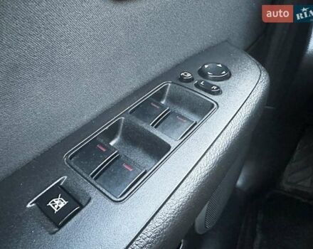 Чорний Мазда 6, об'ємом двигуна 2 л та пробігом 239 тис. км за 6900 $, фото 7 на Automoto.ua