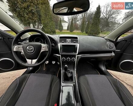 Черный Мазда 6, объемом двигателя 1.8 л и пробегом 236 тыс. км за 6299 $, фото 24 на Automoto.ua