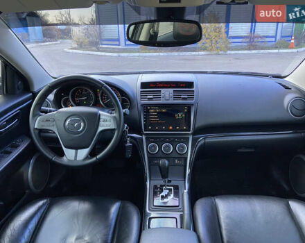 Черный Мазда 6, объемом двигателя 2 л и пробегом 180 тыс. км за 7700 $, фото 13 на Automoto.ua