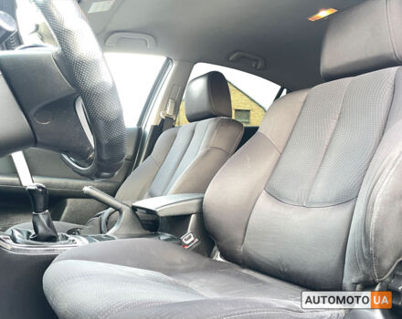 Черный Мазда 6, объемом двигателя 2 л и пробегом 344 тыс. км за 6750 $, фото 7 на Automoto.ua