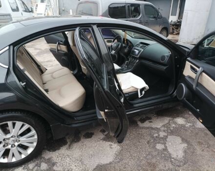 Черный Мазда 6, объемом двигателя 0 л и пробегом 200 тыс. км за 7500 $, фото 9 на Automoto.ua
