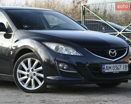 Черный Мазда 6, объемом двигателя 2.2 л и пробегом 321 тыс. км за 7500 $, фото 2 на Automoto.ua
