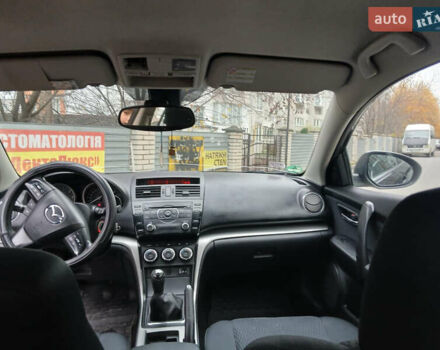 Черный Мазда 6, объемом двигателя 2.2 л и пробегом 340 тыс. км за 6700 $, фото 3 на Automoto.ua