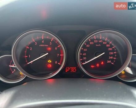 Чорний Мазда 6, об'ємом двигуна 1.8 л та пробігом 233 тис. км за 8000 $, фото 11 на Automoto.ua