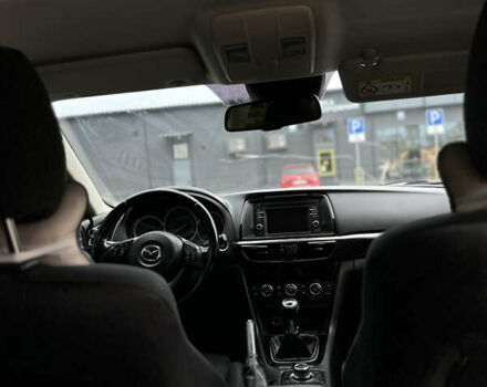 Черный Мазда 6, объемом двигателя 2.18 л и пробегом 280 тыс. км за 10500 $, фото 10 на Automoto.ua