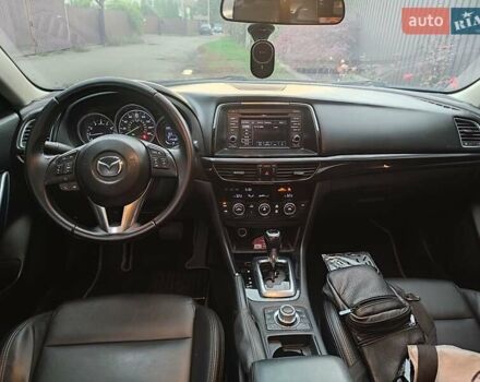 Черный Мазда 6, объемом двигателя 2.49 л и пробегом 186 тыс. км за 9900 $, фото 13 на Automoto.ua