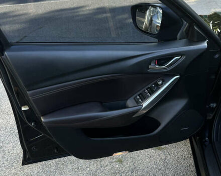 Черный Мазда 6, объемом двигателя 2.5 л и пробегом 200 тыс. км за 15600 $, фото 10 на Automoto.ua