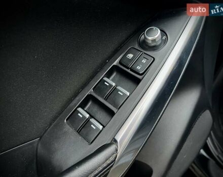 Чорний Мазда 6, об'ємом двигуна 2.49 л та пробігом 180 тис. км за 10700 $, фото 28 на Automoto.ua