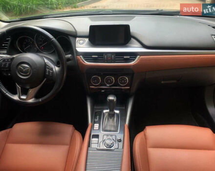 Черный Мазда 6, объемом двигателя 2.49 л и пробегом 143 тыс. км за 10500 $, фото 5 на Automoto.ua