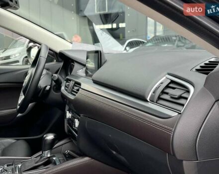 Черный Мазда 6, объемом двигателя 2.2 л и пробегом 178 тыс. км за 15990 $, фото 50 на Automoto.ua