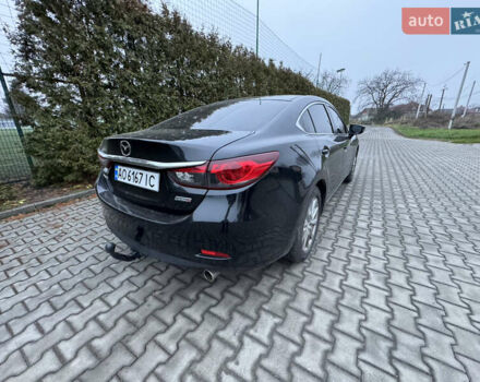Черный Мазда 6, объемом двигателя 2.2 л и пробегом 325 тыс. км за 13000 $, фото 5 на Automoto.ua