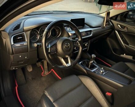 Черный Мазда 6, объемом двигателя 2.5 л и пробегом 77 тыс. км за 13100 $, фото 10 на Automoto.ua