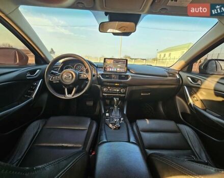 Черный Мазда 6, объемом двигателя 2.49 л и пробегом 178 тыс. км за 13600 $, фото 10 на Automoto.ua