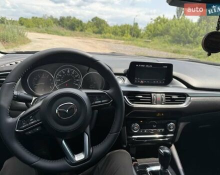 Черный Мазда 6, объемом двигателя 2.49 л и пробегом 130 тыс. км за 15500 $, фото 2 на Automoto.ua