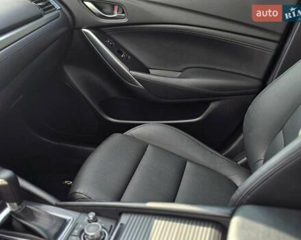 Черный Мазда 6, объемом двигателя 2.5 л и пробегом 70 тыс. км за 12800 $, фото 32 на Automoto.ua