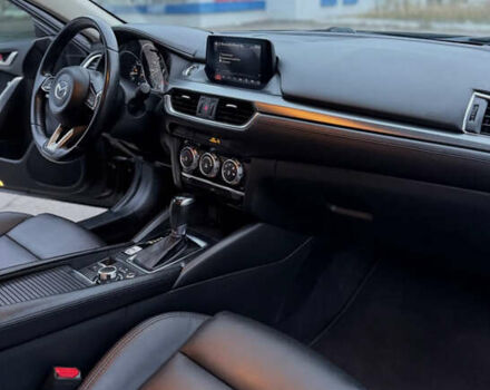 Черный Мазда 6, объемом двигателя 2.49 л и пробегом 148 тыс. км за 11000 $, фото 5 на Automoto.ua