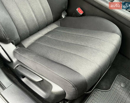 Черный Мазда 6, объемом двигателя 2 л и пробегом 92 тыс. км за 16950 $, фото 48 на Automoto.ua