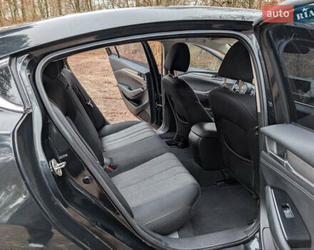 Черный Мазда 6, объемом двигателя 2.49 л и пробегом 111 тыс. км за 16500 $, фото 7 на Automoto.ua
