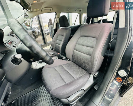 Мазда 6 2003 в Харькове на Automoto.ua Черный Мазда 6, объемом двигателя 1.8 л и пробегом 295 тыс. км за 3900 $, фото 33 на Automoto.ua