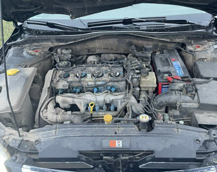 Черный Мазда 6, объемом двигателя 2 л и пробегом 280 тыс. км за 4500 $, фото 7 на Automoto.ua