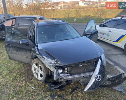 Чорний Мазда 6, об'ємом двигуна 2 л та пробігом 250 тис. км за 2000 $, фото 2 на Automoto.ua