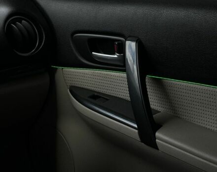 Черный Мазда 6, объемом двигателя 1.8 л и пробегом 303 тыс. км за 4900 $, фото 14 на Automoto.ua