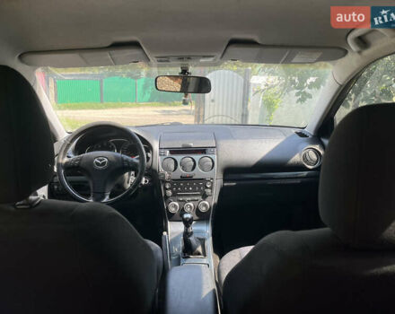 Чорний Мазда 6, об'ємом двигуна 2 л та пробігом 376 тис. км за 4300 $, фото 4 на Automoto.ua