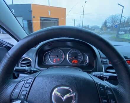 Черный Мазда 6, объемом двигателя 2 л и пробегом 140 тыс. км за 5700 $, фото 9 на Automoto.ua