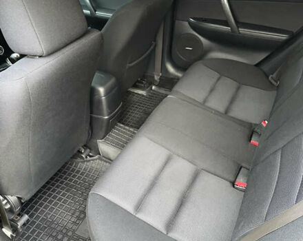 Черный Мазда 6, объемом двигателя 1.8 л и пробегом 251 тыс. км за 6200 $, фото 21 на Automoto.ua