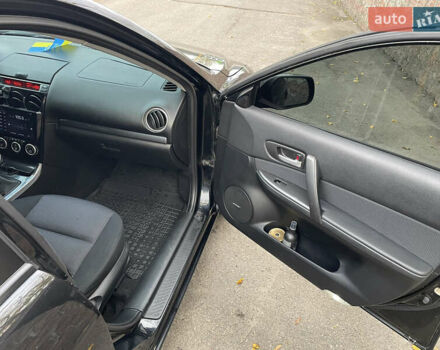 Черный Мазда 6, объемом двигателя 1.8 л и пробегом 251 тыс. км за 6200 $, фото 19 на Automoto.ua