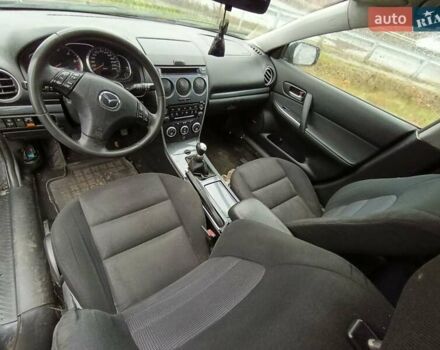 Чорний Мазда 6, об'ємом двигуна 2 л та пробігом 445 тис. км за 2400 $, фото 13 на Automoto.ua