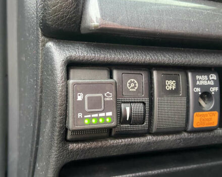 Черный Мазда 6, объемом двигателя 2 л и пробегом 140 тыс. км за 5700 $, фото 10 на Automoto.ua