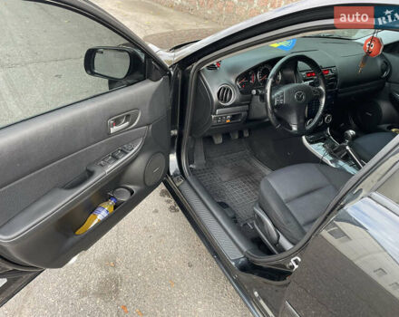 Черный Мазда 6, объемом двигателя 1.8 л и пробегом 251 тыс. км за 6200 $, фото 18 на Automoto.ua