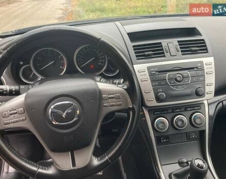 Черный Мазда 6, объемом двигателя 2 л и пробегом 260 тыс. км за 8500 $, фото 32 на Automoto.ua