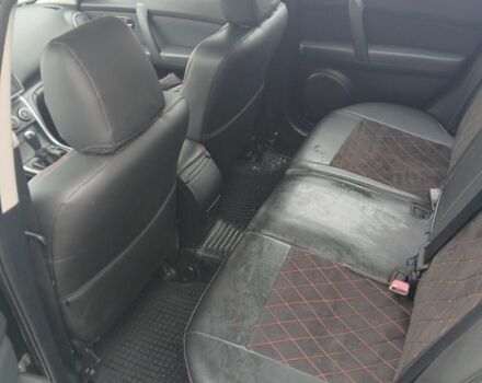 Черный Мазда 6, объемом двигателя 2 л и пробегом 276 тыс. км за 7000 $, фото 4 на Automoto.ua