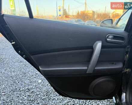 Черный Мазда 6, объемом двигателя 2 л и пробегом 331 тыс. км за 5800 $, фото 13 на Automoto.ua