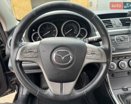Чорний Мазда 6, об'ємом двигуна 2 л та пробігом 291 тис. км за 7500 $, фото 6 на Automoto.ua