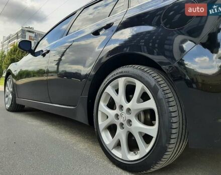 Черный Мазда 6, объемом двигателя 2 л и пробегом 272 тыс. км за 6650 $, фото 4 на Automoto.ua