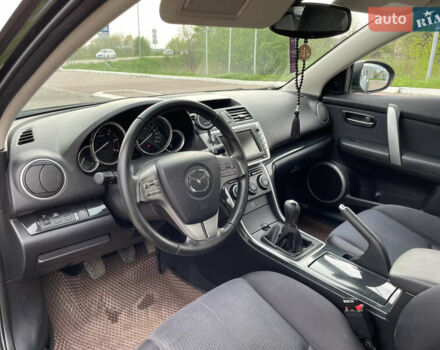 Черный Мазда 6, объемом двигателя 2 л и пробегом 343 тыс. км за 5600 $, фото 54 на Automoto.ua