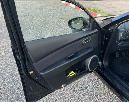 Черный Мазда 6, объемом двигателя 2 л и пробегом 314 тыс. км за 5600 $, фото 10 на Automoto.ua