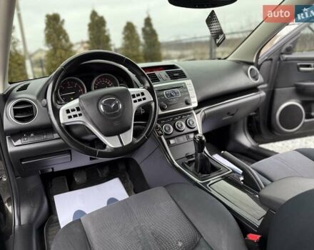 Черный Мазда 6, объемом двигателя 2.2 л и пробегом 250 тыс. км за 6150 $, фото 66 на Automoto.ua
