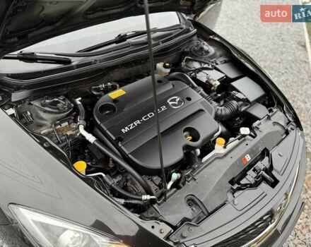 Черный Мазда 6, объемом двигателя 2.2 л и пробегом 250 тыс. км за 6150 $, фото 89 на Automoto.ua