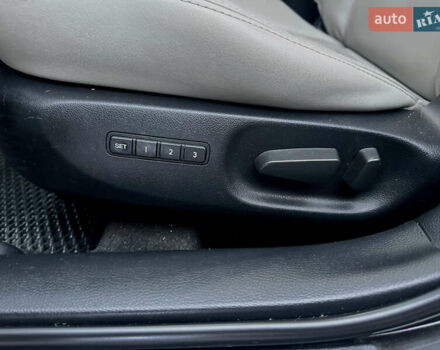 Черный Мазда 6, объемом двигателя 2 л и пробегом 235 тыс. км за 9200 $, фото 8 на Automoto.ua