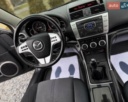 Черный Мазда 6, объемом двигателя 2.2 л и пробегом 250 тыс. км за 6150 $, фото 73 на Automoto.ua