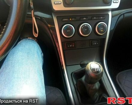 Черный Мазда 6, объемом двигателя 2 л и пробегом 200 тыс. км за 7200 $, фото 4 на Automoto.ua
