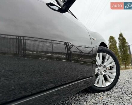 Черный Мазда 6, объемом двигателя 2.2 л и пробегом 250 тыс. км за 6150 $, фото 51 на Automoto.ua