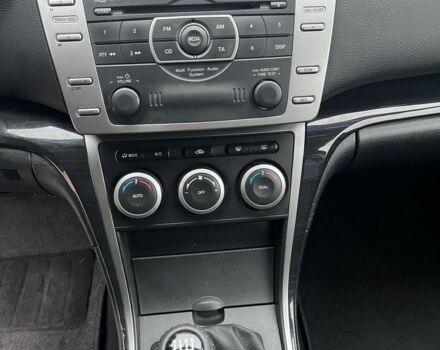 Черный Мазда 6, объемом двигателя 2 л и пробегом 180 тыс. км за 7600 $, фото 9 на Automoto.ua