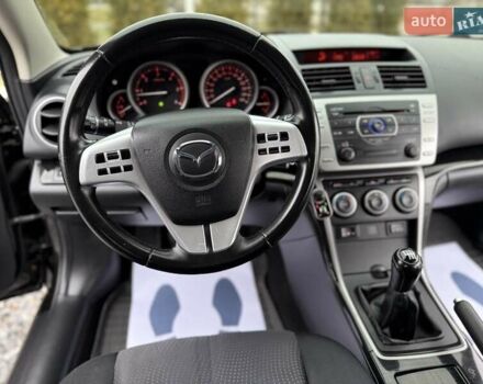 Черный Мазда 6, объемом двигателя 2.2 л и пробегом 250 тыс. км за 6150 $, фото 54 на Automoto.ua