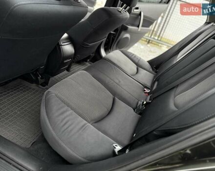 Черный Мазда 6, объемом двигателя 2.2 л и пробегом 250 тыс. км за 6150 $, фото 69 на Automoto.ua